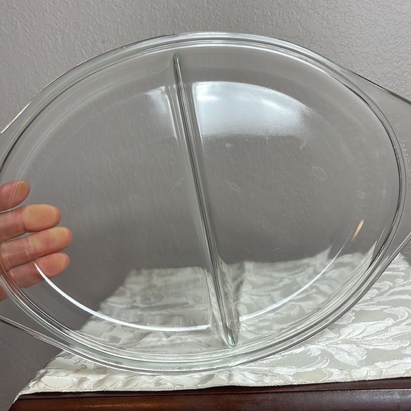 Pyrex Vintage Dandelion Gold & Cream Divided Dish With Lid - Picture 16 of 16